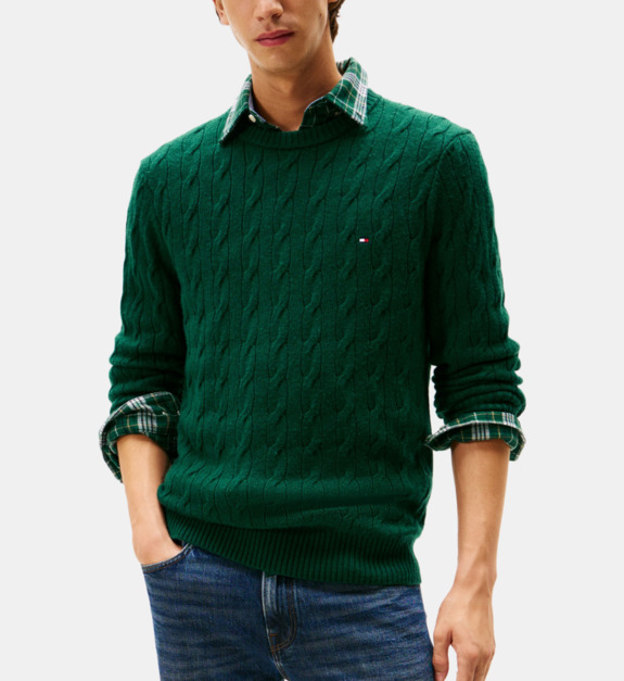 Pull en laine maille torsadée