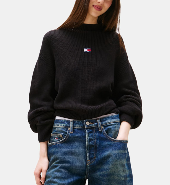 Pull droit côtelé col ras du cou