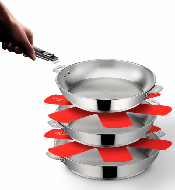 Salvaspazio+++-+Lot+de+3+poeles,+4+feutrines+de+protection+et+poignee